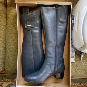 Nine West blue leather boot